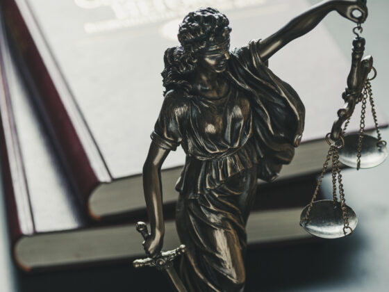 ПРОДАЖБА НА ИМОТ С ПЪЛНОМОЩНО КЪМ АДВОКАТ – сигурност, удобство и защита на интересите